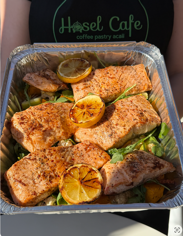 Salmon & Vegetables (Serves 6).